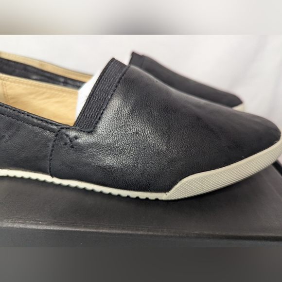 NIB Frye Melanie Slip On Women's Shoes Size 8 - Picture 6 of 12